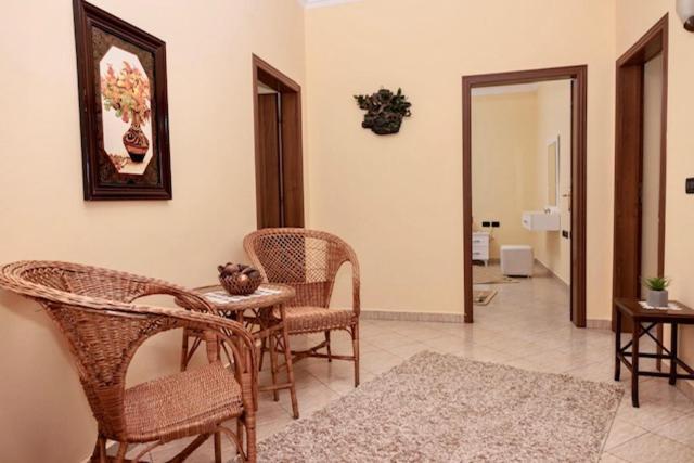Heart Of Tirana Villa ภายนอก รูปภาพ